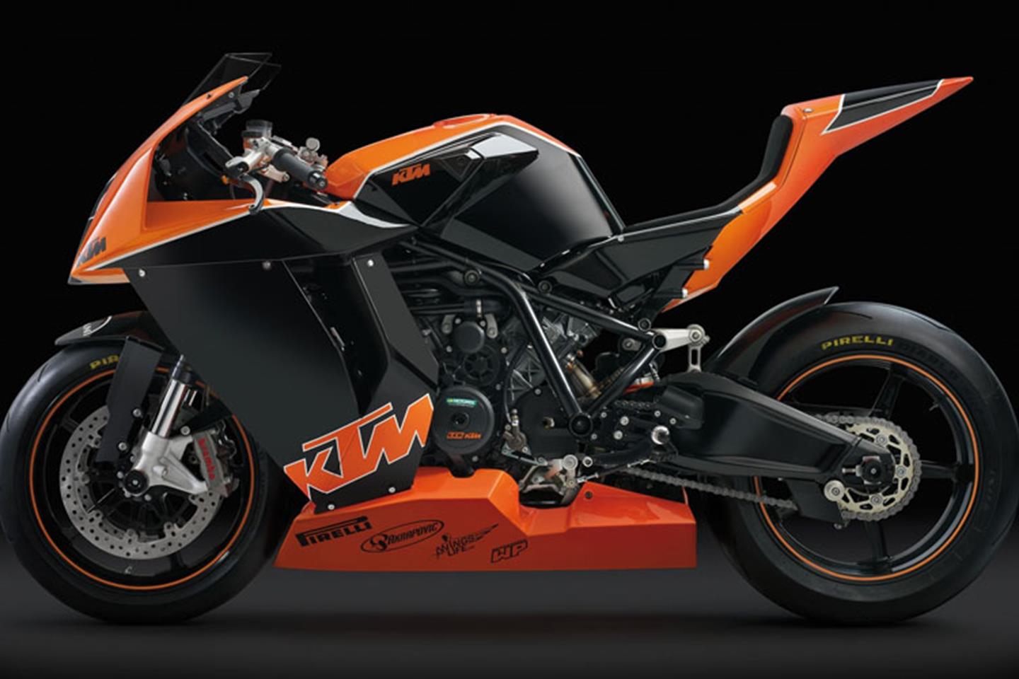 KTM RC8 makes track debut MCN